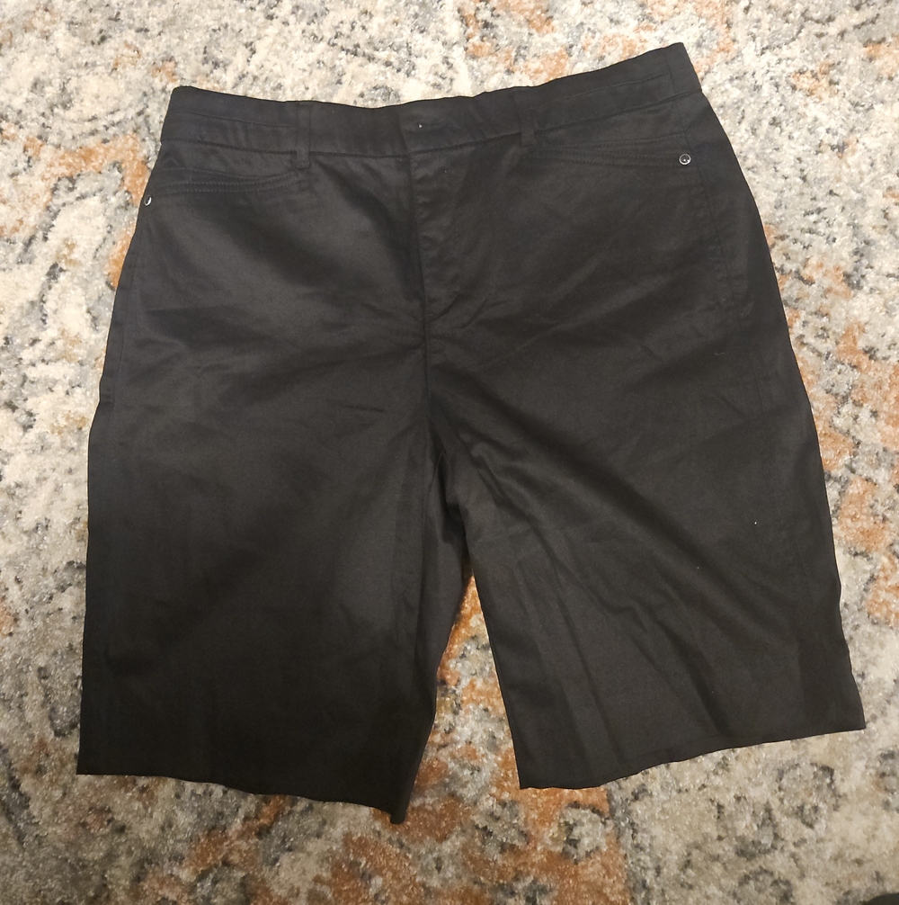 Women’s Black Bermuda Shorts – Classic Tailored Fit